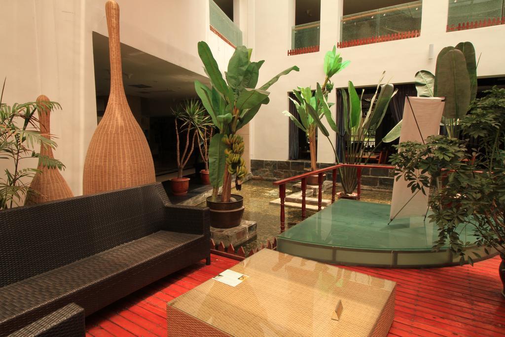 Jardin Secret Hotel Lhasa Exterior photo